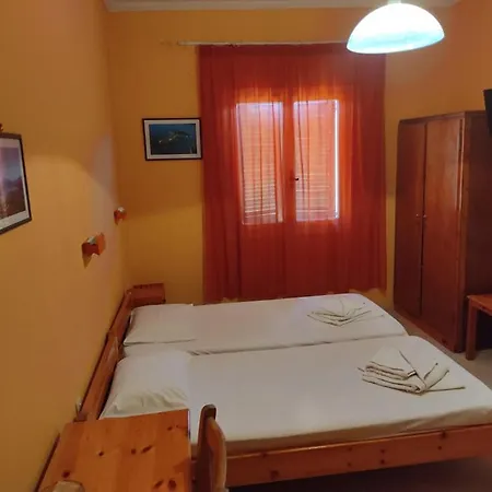 Daskalos Studios Apartman *